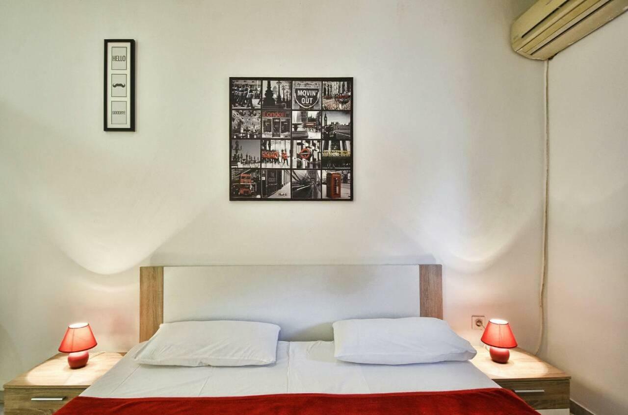 The Big Smile Apartments Pula Extérieur photo