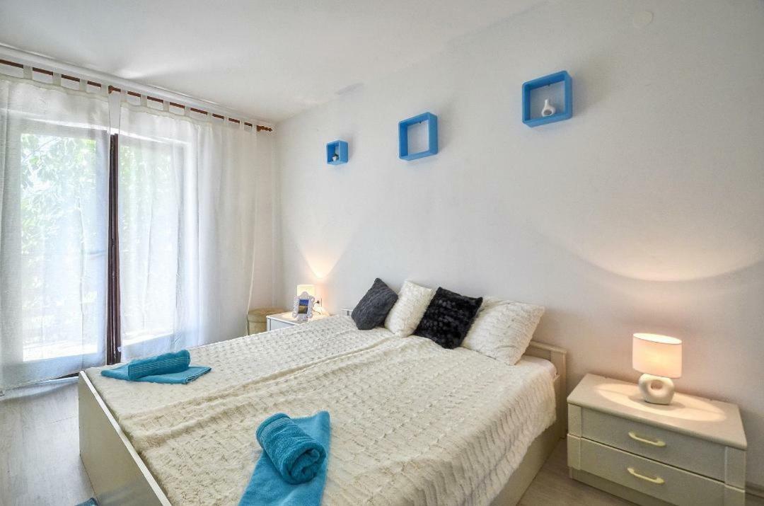 The Big Smile Apartments Pula Extérieur photo